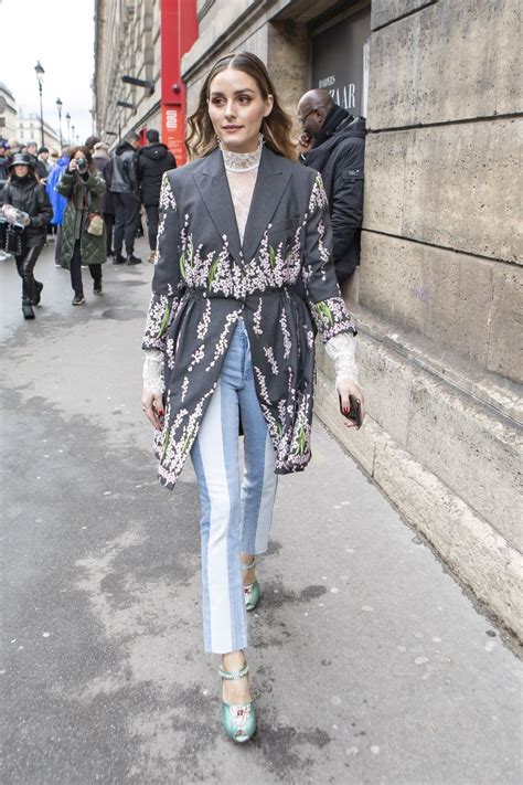 Olivia Palermo Arrives At Giambattista Valli Fashion Show In Paris 03