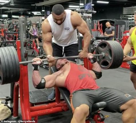 Eye Watering Moment Bodybuilder Rips Pec Muscle From Bone While Doing