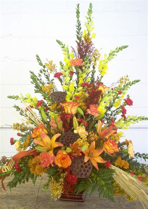 Marvelous 65 Beautiful Fall Flower Arrangements Ideas That You Can