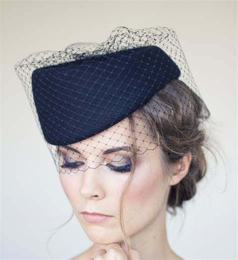How And When To Wear A Black Fascinator