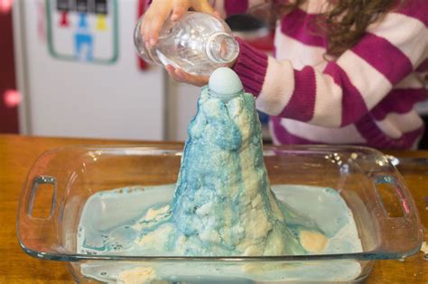 Volcano Science Experiment. Fun science experiment using ...