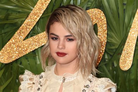 Selena Gomez Makes Instagram Account Private After Complaining About