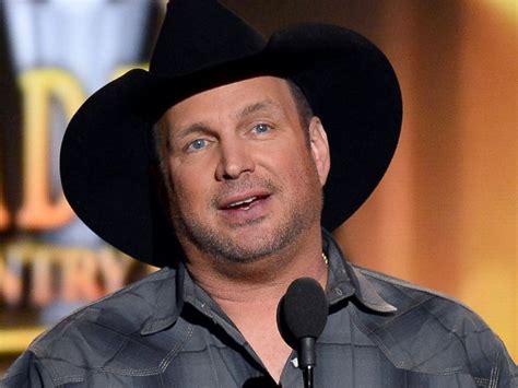 Garth Brooks Friends In Low Places Chart Rewind 1990 Billboard