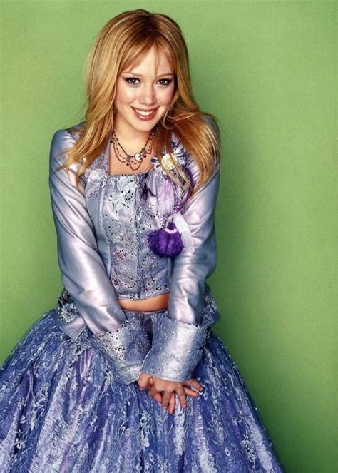 Lizzie Mcguires Comeback The Outfits Worn By Actress Hilary Duff We Hope Get Adapted For The