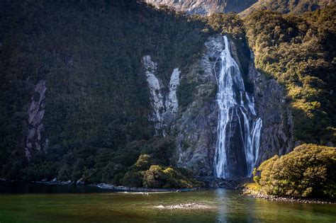 Waterfalls In Milford Sound Realnz