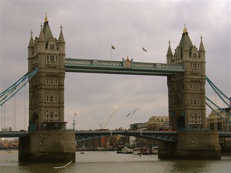 Not Falling Down Ten Of Londons Beautiful Bridges And Their
