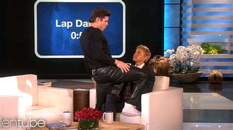 So This Is What Its Like To Get A Lap Dance From Zac Efron