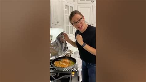 Jennifer Garners Pretend Cooking Show Episode 21 Skillet Roasted Lemon Chicken Youtube