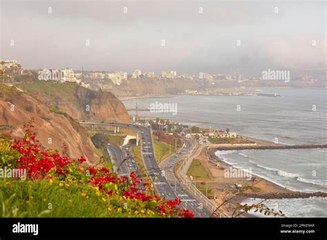 The Lima Malecon Cliffs Miraflores Lima Peru Stock Photo Alamy