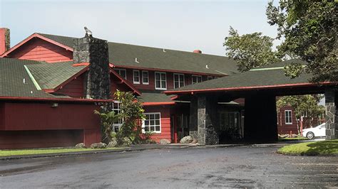 Historic Volcano House At Hawaii Volcanoes National Park