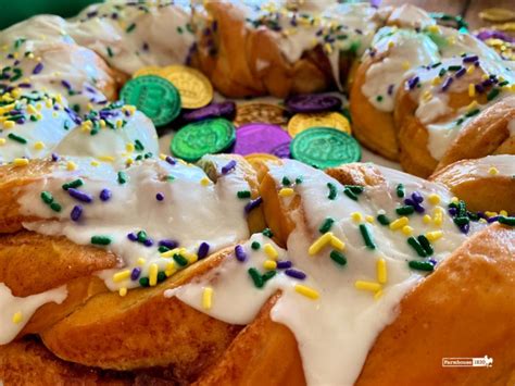 The King Cake Tradition And What Does It Symbolize Farmhouse 1820