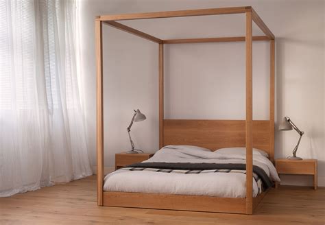 Cube Modern Four Poster Bed Solid Wood Natural Bed