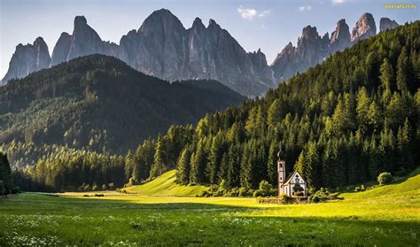 Tapety Zdjęcia Dolina Val Di Funes Włochy Drzewa Dolomity Góry