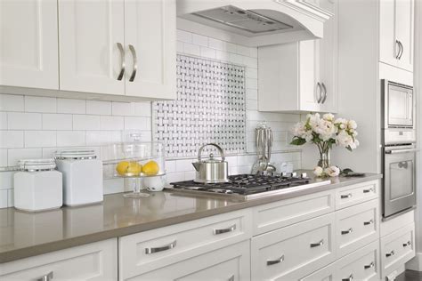 We will present you with the best kitchen cabinets and options that will provide your cooking space with a stylish appearance, high functionality, and guaranteed durability in 2020 without breaking the bank. How to Find Cheap RTA Cabinets Online