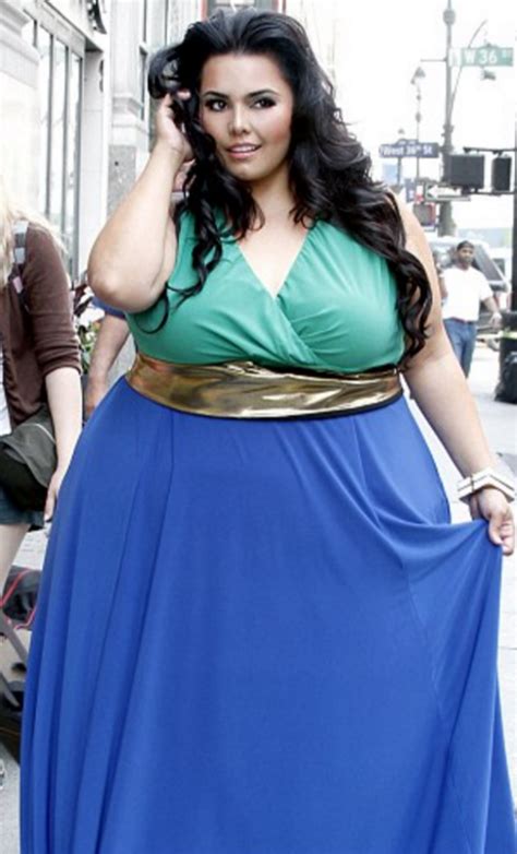 Plus Size Model Loses Over 90kg After Being Told To Buy An Extra Plane