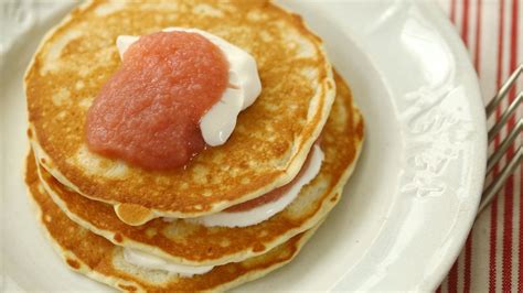Video Pink Applesauce Pancakes Martha Stewart