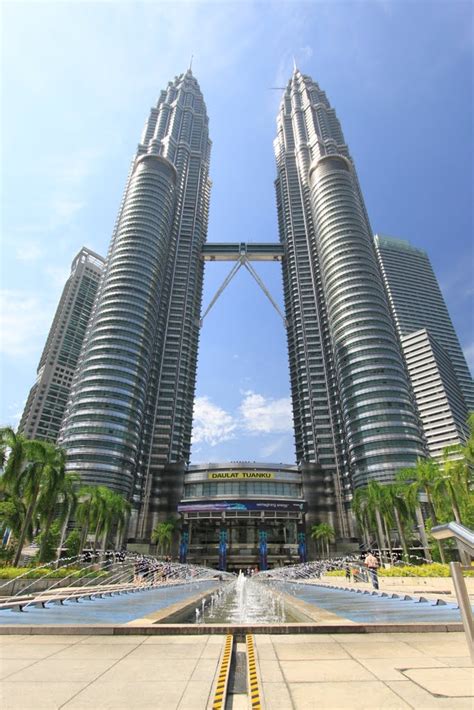 Which one you had in mind? Architecture: Kuala Lumpur & Putrajaya, Malaysia | Lense ...