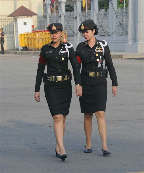 Pin By Kristine L On Uniformed Ladieswear Military