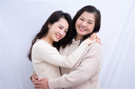 Page 5 Mature Asian Lesbians Images Free Download On Freepik