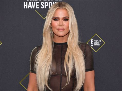 Khloe And Kim Kardashian Attend Tristan Thompsons Mothers Funeral