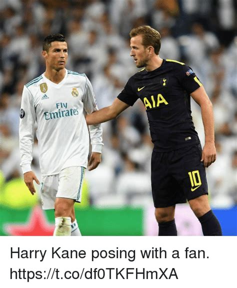Harry kane tra club, nazionale maggiore e nazionali giovanili, ha collezionato 459 partite segnando 269 reti, alla media di 0,59 reti a partita. FIy Emirate AIA Harry Kane Posing With a Fan ...
