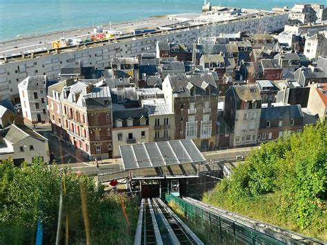 De Kabeltrein Van Le Tréport Destination Le Treport Mers