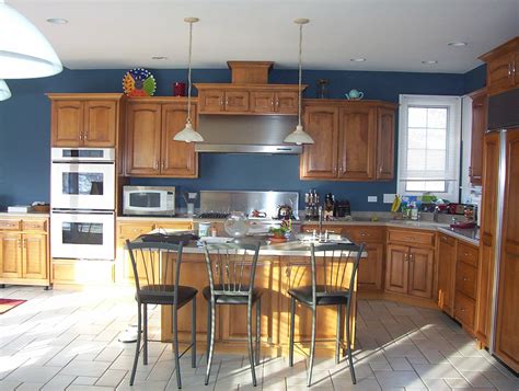 Best Color To Paint A Kitchen With Light Wood Cabinets