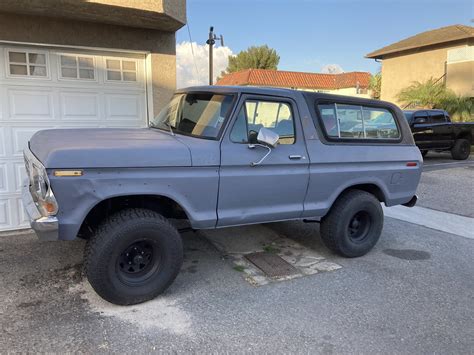 Lifted Second Gen Bronco Looks Picture Perfect Ford Truck Enthusiasts