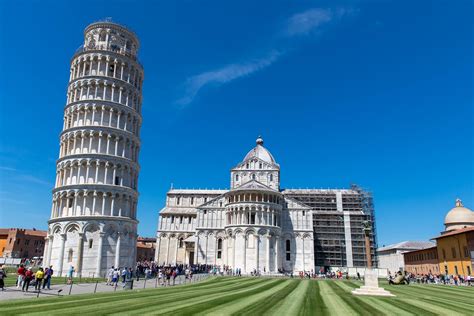 The Most Famous Towers In The World ⋆ Life Is For Travel