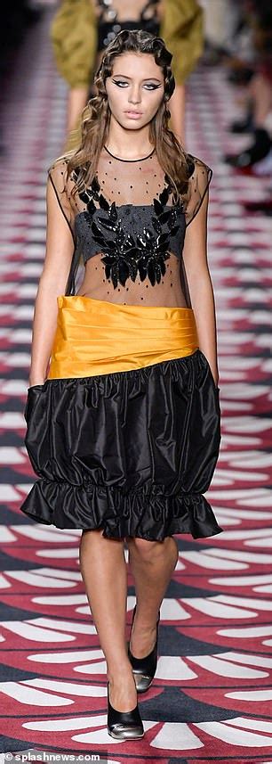Iris Law Is Every Inch The Catwalk Queen In A Bold Black And Yellow Sheer Dress Daily Mail Online