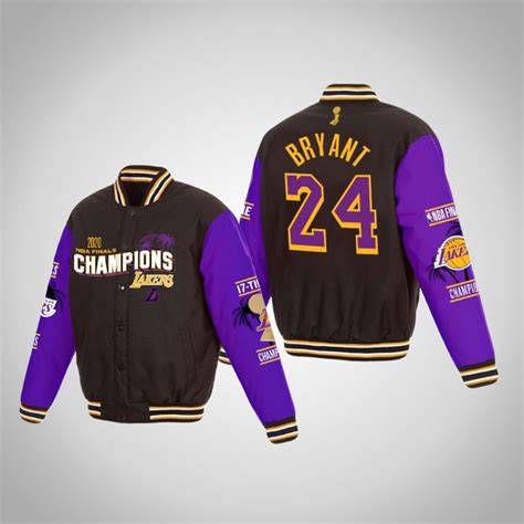 Buy and sell authentic nike streetwear on stockx including the nike x ambush nba collection lakers jacket white/purple/gold from fw20. Kobe Bryant Lakers Icon Courtside Jacket