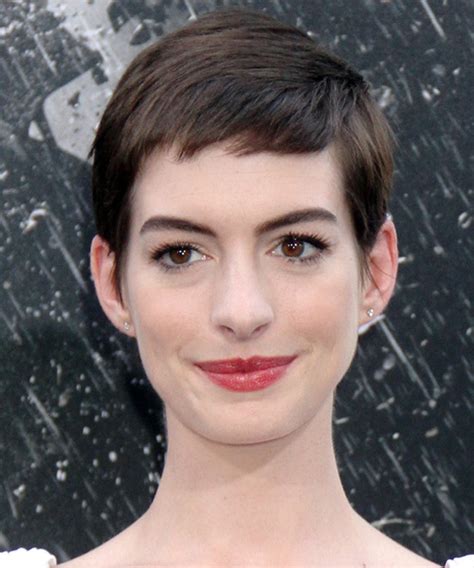 Anne Hathaway Short Straight Casual Layered Pixie Hairstyle With Side