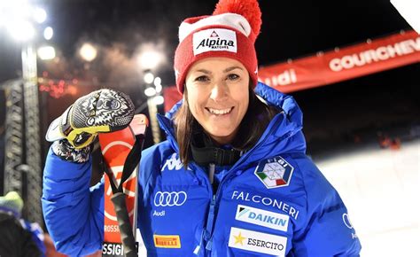 Born in échirolles, isère, france, where her father was a ski instructor, curtoni was raised in the province of sondrio in lombardy, italy. Sci alpino, team event Oslo 2017: Costazza, Curtoni ...