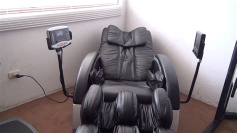 Deluxe Multi Functional Massage Chair Rt Z09 Youtube