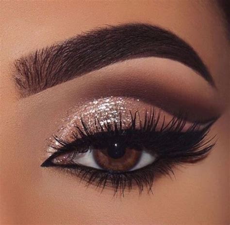 19 Dramatic Smokey Eyes For Parties The Glossychic In 2021 Wedding