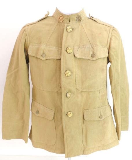 Ww1 Us Army Infantry Corps Tunic With Brass Buttons Guns And Military