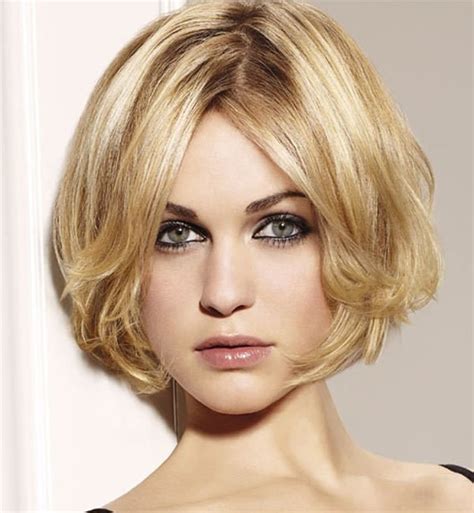 Do you like short bob hairstyles for fine hair? Short Hairstyles for Women With Straight and Fine Hair ...