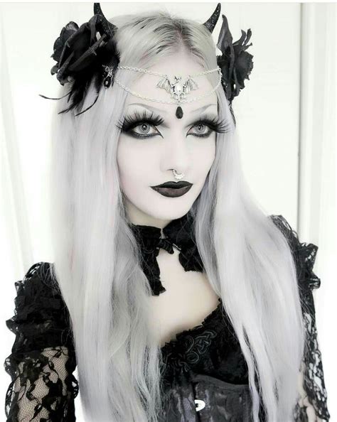 Gothic Beauty Gothic Makeup Fantasy Makeup Dark Fashion Gothic