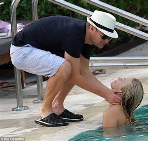 Ryan Seacrest Pulls Julianne Hough In For A Kiss During Romantic