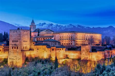 Granada A Symbolic City In The Heart Of Andalusia
