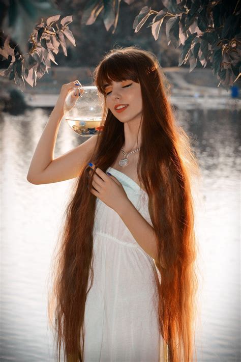 Укладка длинных волос Фото длинных волос Женские прически для длинных волос