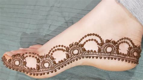 Simple Beautiful Feet Mehndi Design 2019 Simple Foot Mehndi Design