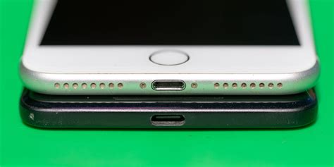 Iphone 12s Lightning Port May Be The Next Thing Apple Kills Cnet