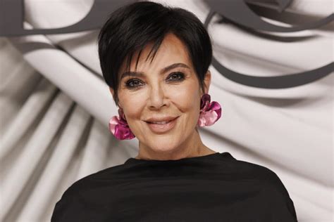 Kris Jenner Is Taking Viewers Back To The Mid 2000s In Her Super Bowl
