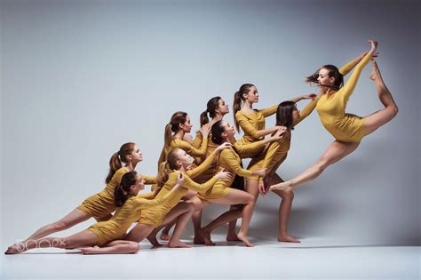 The Group Of Modern Ballet Dancers Contemporary Dance Poses Dance Picture Poses Dance