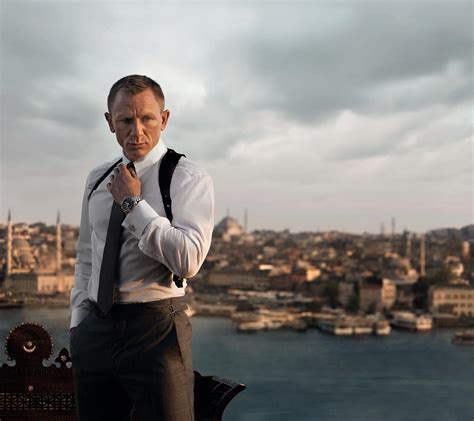 What Watch Does Daniel Craig Wear As James Bond In Skyfall Celebrity Watchescelebrity Watches