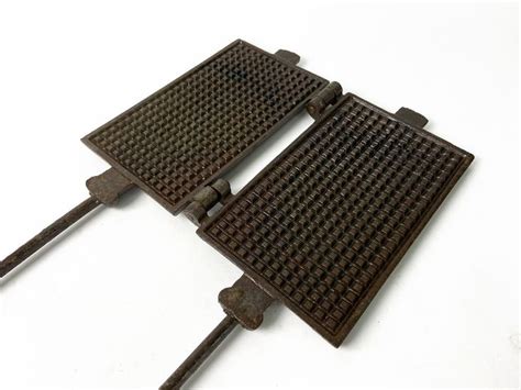 Bf French Antique Waffle Iron Nr 1 Outdoor Cooking Cast Etsy In 2021