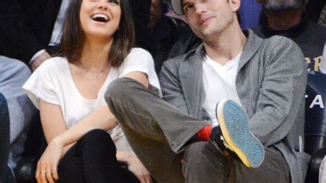 Vidéo Exclusif Mila Kunis Enceinte Et Son Fiancé Ashton Kutcher