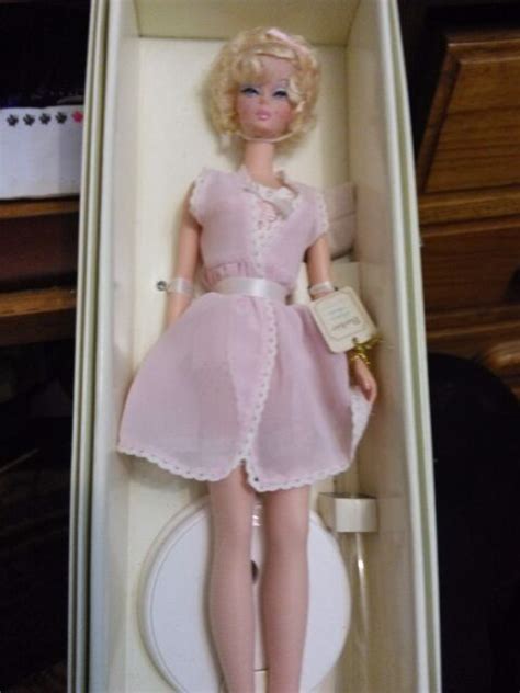 2001 Blonde Barbie Fashion Model Lingerie Silkstone Doll Limited 4