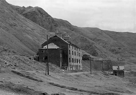 Mine Buildings Cwmystwyth 1977 © Chris Denny Cc By Sa20 Geograph